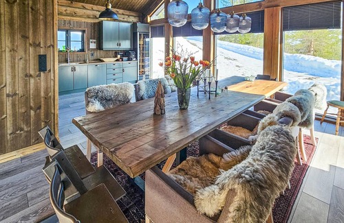 Lardal Municipality House | Gorgeous home in Passebekk with kitchen