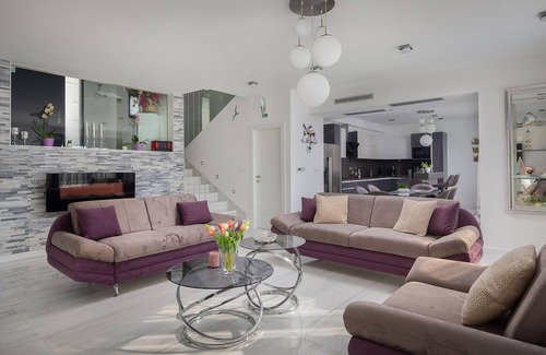 Podstrana House | Gorgeous home in Podstrana with WiFi
