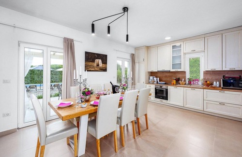Labinci House | Gorgeous home in Porec