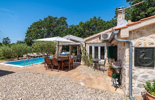 Municipality of Posedarje House | Gorgeous home in Posedarje with kitchen