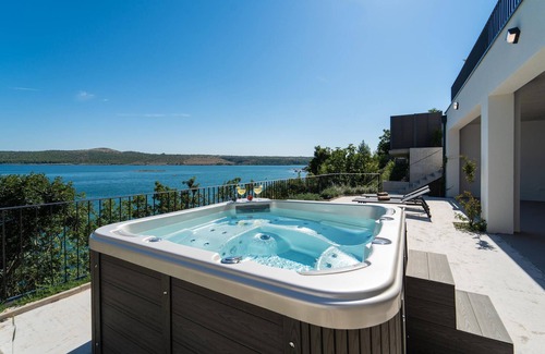 Municipality of Posedarje House | Gorgeous home in Posedarje with sauna