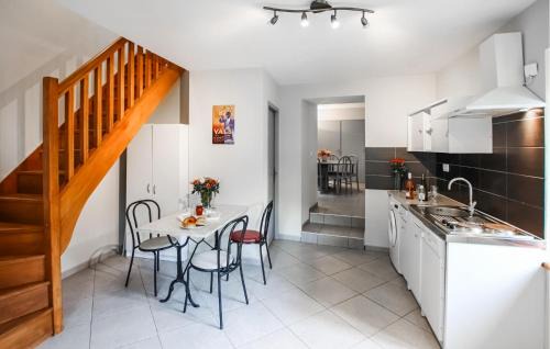Privas House | Gorgeous Home In Privas With Sauna
