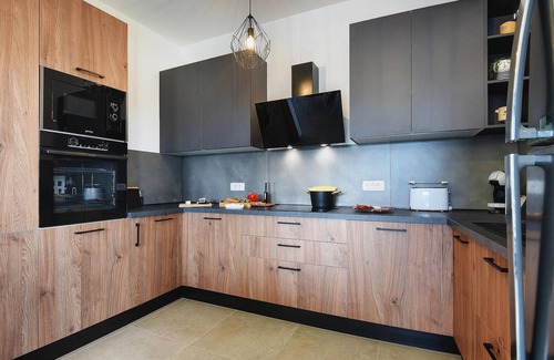 Jadreski House | Gorgeous home in Pula