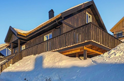 Rauland House | Gorgeous home in Rauland with kitchen