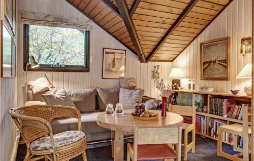 Ronbjerg House | Gorgeous Home In Roslev With Wifi