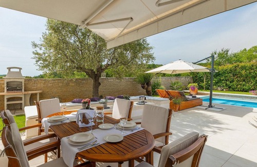 Rovinjsko Selo House | Gorgeous home in Rovinj with sauna