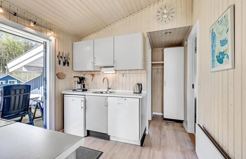 Spodsbjerg House | Gorgeous home in Rudkøbing with WiFi