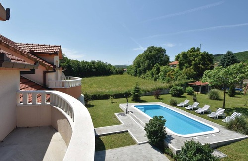Sinj House | Gorgeous home in Sinj