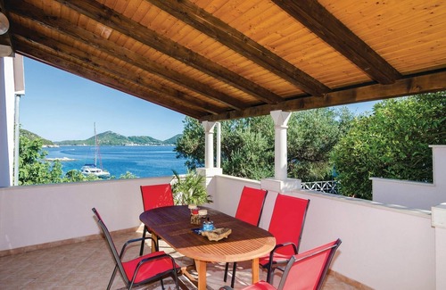 Sudurad House | Gorgeous home in Sipan with WiFi