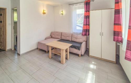 Szczecinek House | Gorgeous Home In Spore With Wifi