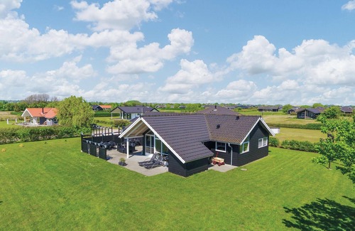 Skovmose House | Gorgeous home in Sydals with WiFi