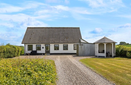 Kegnæshøj House | Gorgeous home in Sydals with WiFi