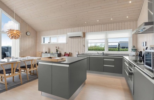 Skaven Strand House | Gorgeous home in Tarm with WiFi