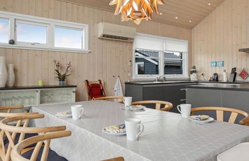 Skaven Strand House | Gorgeous home in Tarm with WiFi