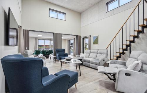Skaven Strand House | Gorgeous Home In Tarm With Kitchen