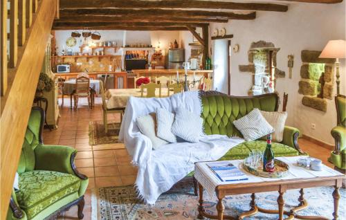 Tregunc House | Gorgeous Home In Trégunc With Kitchen