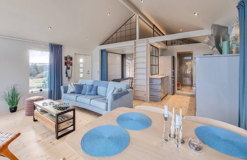 Uddevalla Municipality House | Gorgeous home in Uddevalla with WiFi