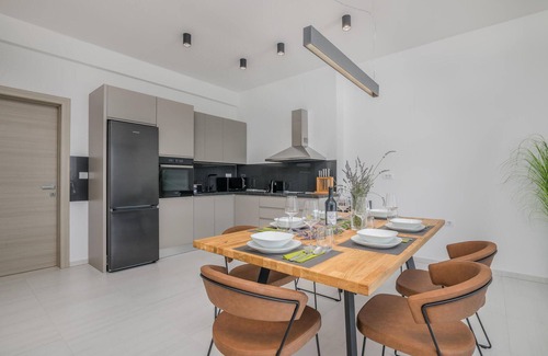 Opatija House | Gorgeous home in Veprinac with WiFi