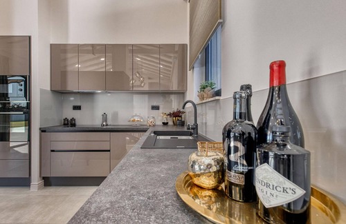 Visocane House | Gorgeous home in Visocane