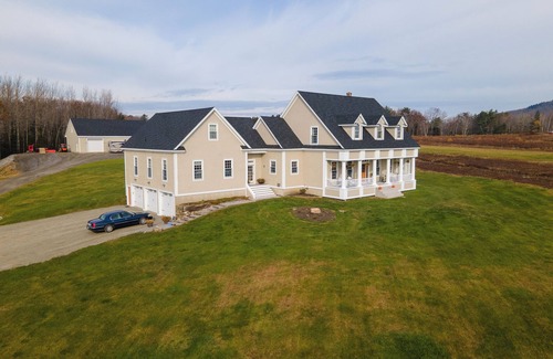 Lincolnville House | GORGEOUS HOME w/FANTASTIC VIEWS-10 MINS TO CAMDEN!