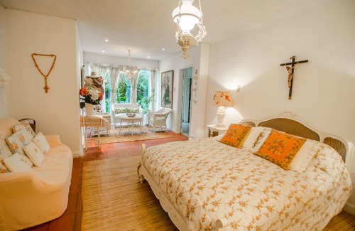 San Antonio del Tequendama Other | Gorgeous House and luscious gardens