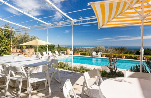 Tourrettes-sur-Loup Villa | Gorgeous Large stone villa, sea views