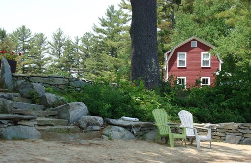 Lyme Center Cottage | Gorgeous Lake Front, Sandy Beach, Spacious Grounds, Family and Pet Friendly