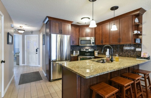 Hollister Condo | Gorgeous Lake View 3BR Condo~Near Marina~Pool~FREE TICKETS INCLUDED! (700EP)