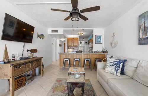 Key Largo Apartment | Gorgeous Moon Bay Condo Heated Pool Beach