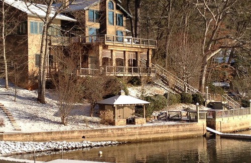 Santeetlah House | Gorgeous Mountain Home - Lakefront Property