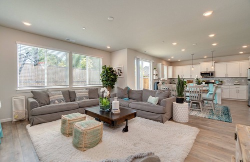 Carver House | *Gorgeous New Home with a Community Pool and 14 acre Park! *