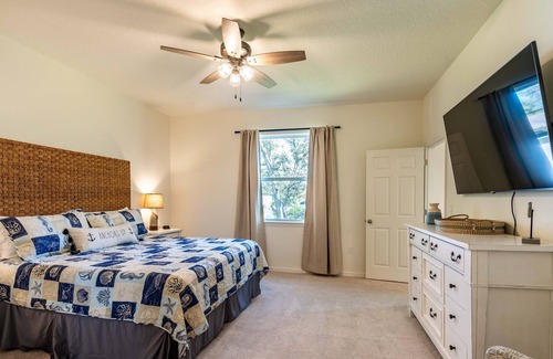 Sebastian House | Gorgeous Newly Built Centrally Located Home