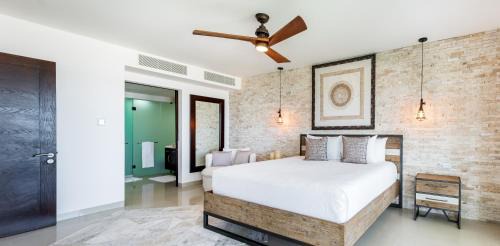 Puerto Juarez Apartment | Gorgeous Ocean Front Apartment Casa Shell condo