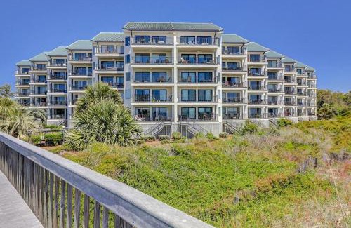 Folly Field House | Gorgeous Ocean Views King 2 Queens close to ocean Bikes & Beach Gear Included