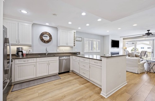 Isle of Palms Condo | GORGEOUS Ocean View Seagrove Villa- Right Next to Resort Center!