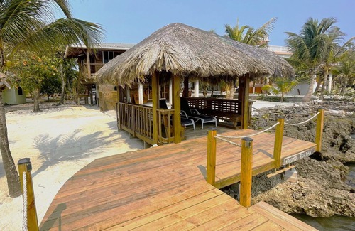 Gibson Bight House | Gorgeous oceanfront home with breathtaking views on safe & secluded peninsula