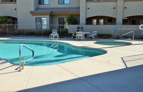 South Scottsdale Condo | Gorgeous Old Town Getaway