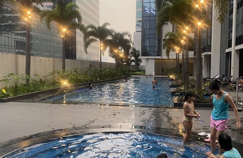 Bagumbayan Condo | Gorgeous One Eastwood Ave Suite