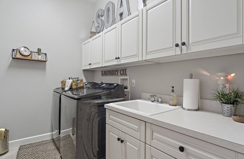 Black Diamond House | Gorgeous Private home in Black Diamond Ranch