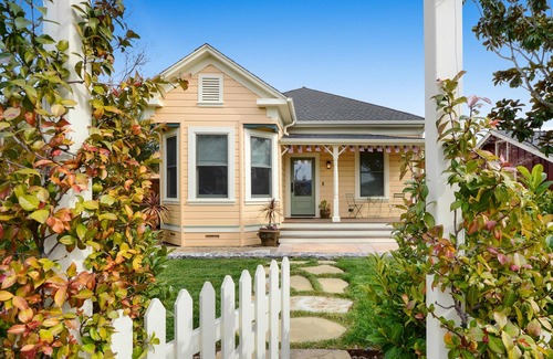 Sonoma House | Gorgeous Property within the heart of Sonoma