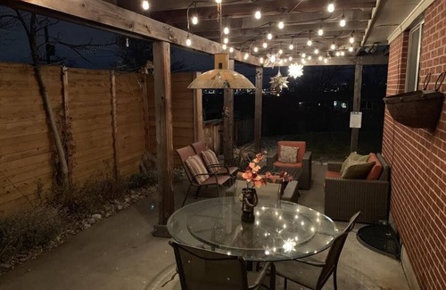 Athmar Park House | Gorgeous Ranch In The Heart Of Denver! Hot Tub! Great Big Private Patio!