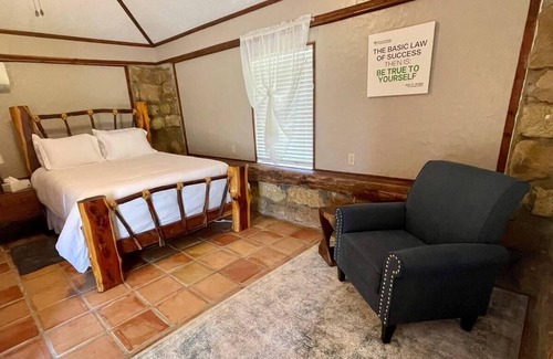 Myra Cabin | Gorgeous Room with a Gorgeous View