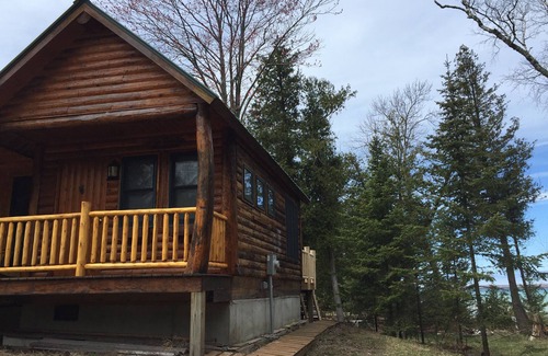Beaver Island Cabin | Gorgeous Rustic Northern Michigan Island Getaway