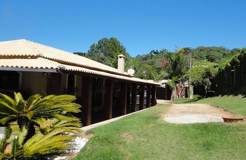 Lajeado do Salto House | Gorgeous Sitio with wide green area ! Pool ! Lake ! Barbecue grill !
