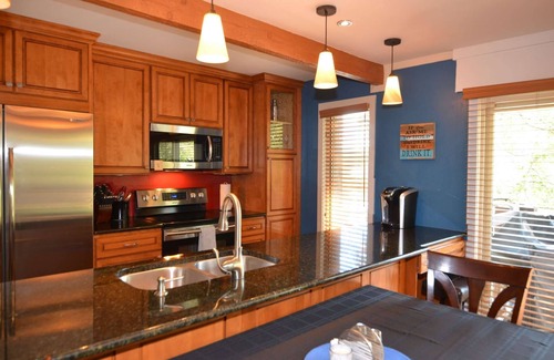 Snowmass Village Condo | Gorgeous Snowmass Mountain Views! Balcony, W/D, Gas FP, Parking, Pool & Hot Tub. On Shuttle & Path