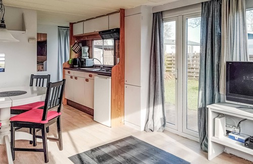 Tzummarum House | Gorgeous (sta)caravan in Tzummarum
