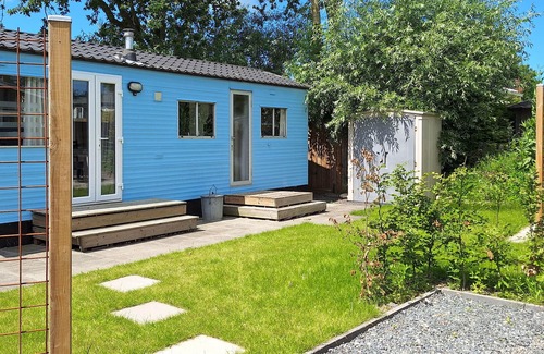 Tzummarum House | Gorgeous (sta)caravan in Tzummarum