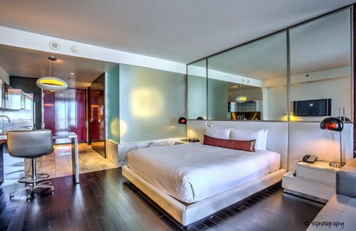 Las Vegas House | Gorgeous Strip View - Studio at Palms Place - 17