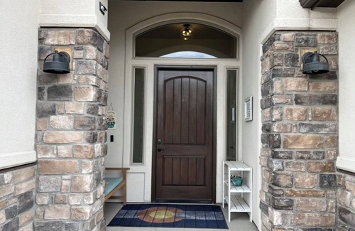 Palisade House | Gorgeous tranquil 4BR Palisade home on peach orchard w/incredible mountain views