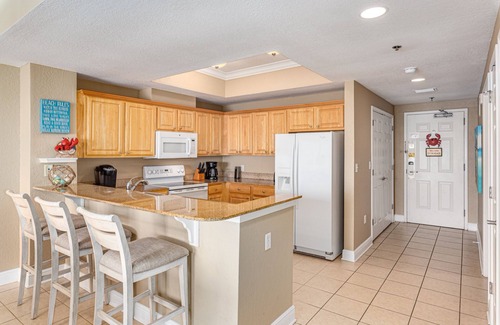 Gulf Shores Condo | Gorgeous Unit! Direct Ocean View. Updated Unit!